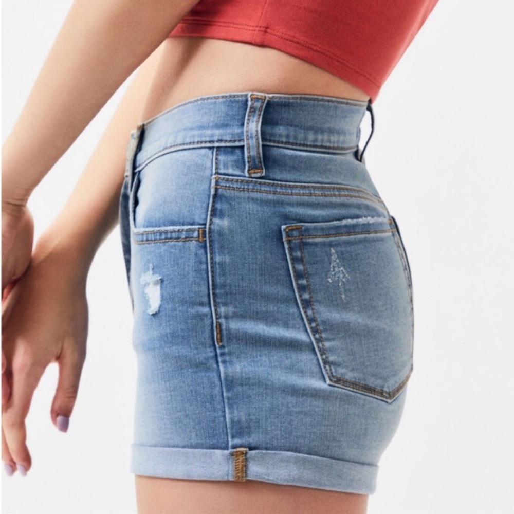 PACSUN Shorts Lightwash denim high rise super stretch cuffed Shortie 24 - Picture 5 of 9